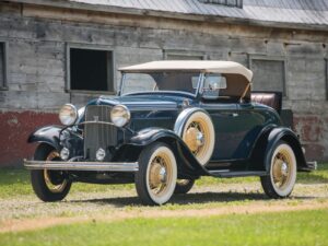 Do dzisiaj samochody z lat 20., 30. i 40. pobudzają wyobraźnię miłośników motoryzacji i historii w ogóle.